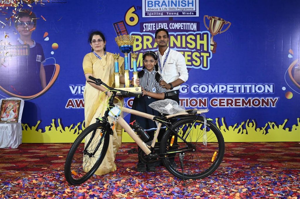 abacus, Brainish abacus, abacus classes by Deepa Ma'am